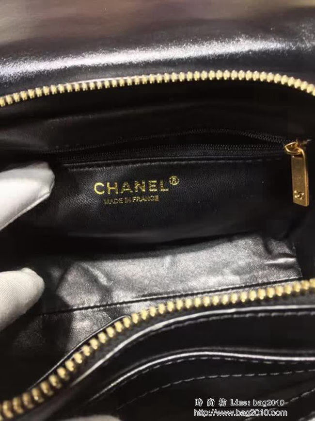 香奈兒CHANEL57491CHANEL 2018新品漢堡系列專櫃最新版肩背斜跨晚宴包 DSC1085